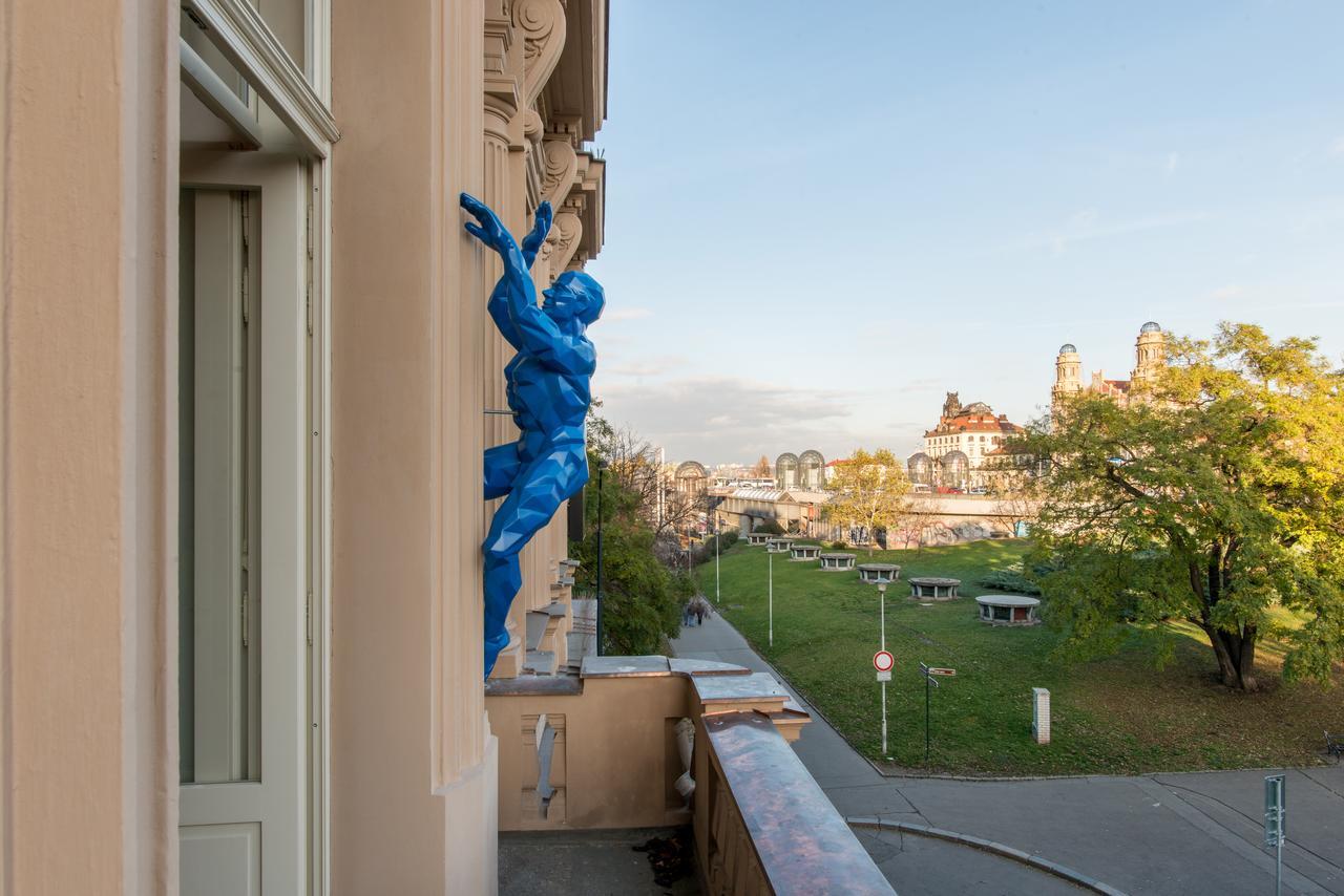 Meetme23 Hotel Prague Exterior photo